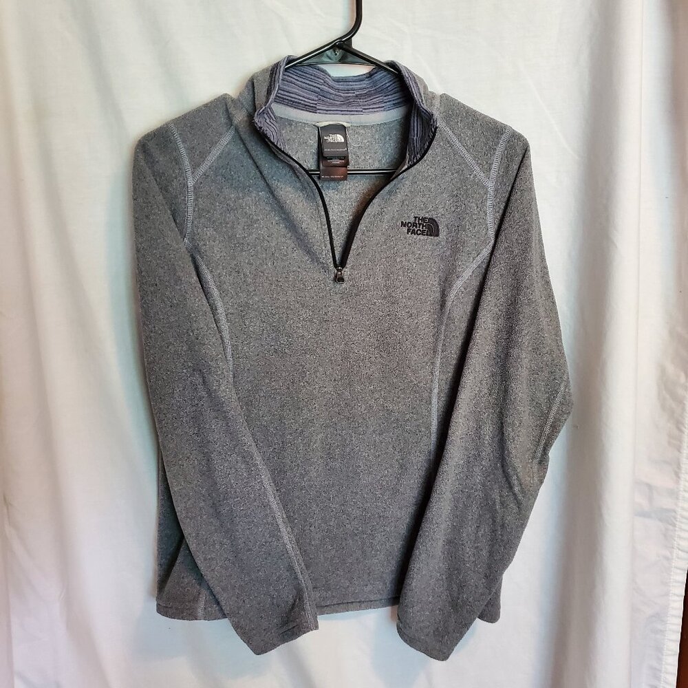 The North Face Women's Fleece Quarter Zip Pullover